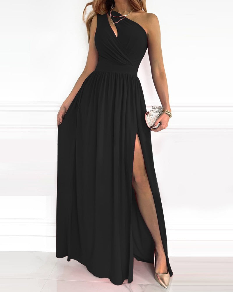 Robe Longue Asymétrique à Épaule Dénudée – Dégradé Élégant & Style Plissé ✨