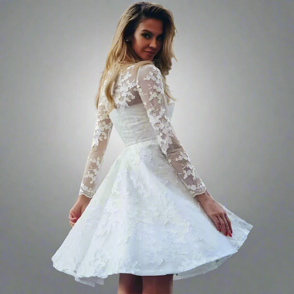 Robe de Mariée Vintage en Dentelle – Élégance Intemporelle & Raffinement 💍✨