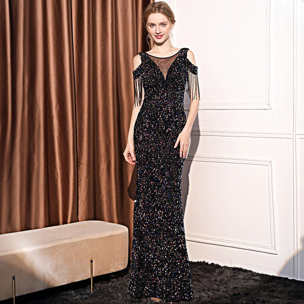 Robe Longue Sirène à Sequins – Coupe Slim Éclatante et Élégante ✨