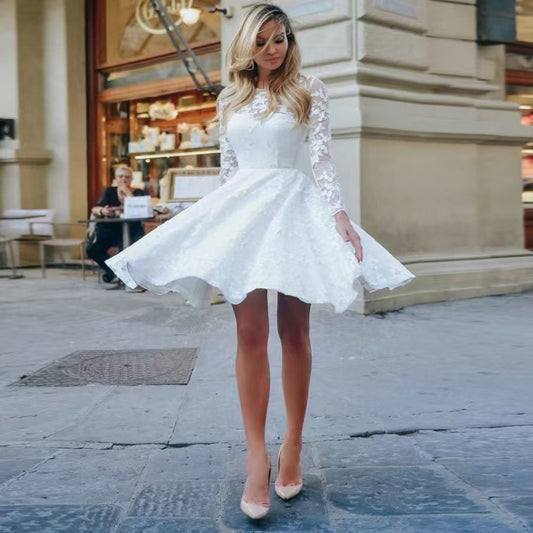 Robe de Mariée Vintage en Dentelle – Élégance Intemporelle & Raffinement 💍✨