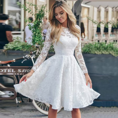 Robe de Mariée Vintage en Dentelle – Élégance Intemporelle & Raffinement 💍✨
